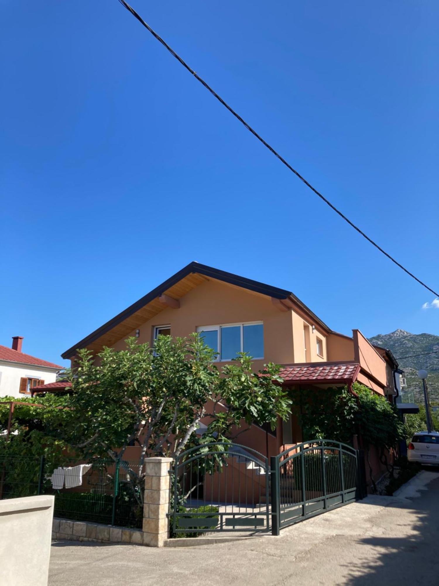 Cvita Apartment